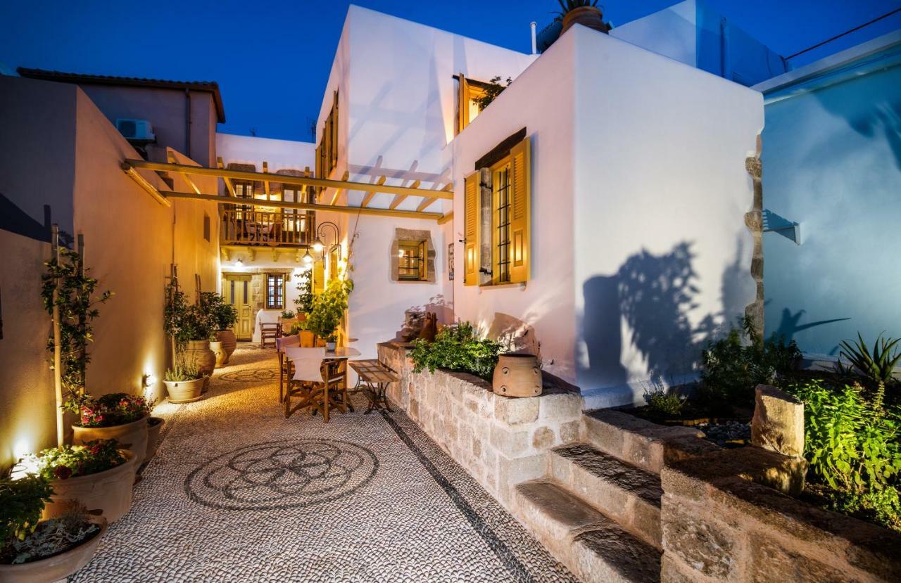Villa Il Vecchio Cortile Rhodes City Exteriör bild
